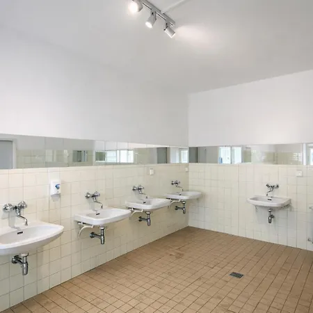 Numbr25 - Self Service & Budget 汽车旅馆 格拉茨