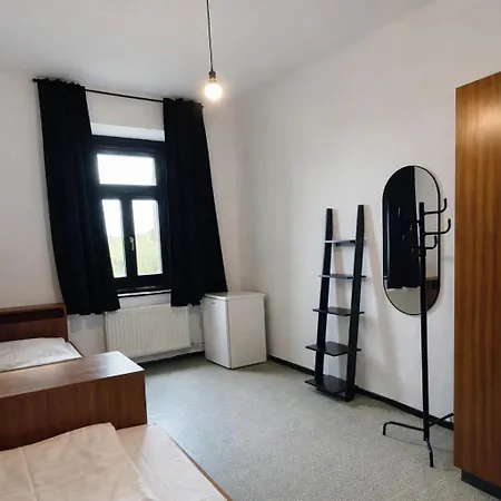 Numbr25 - Self Service & Budget