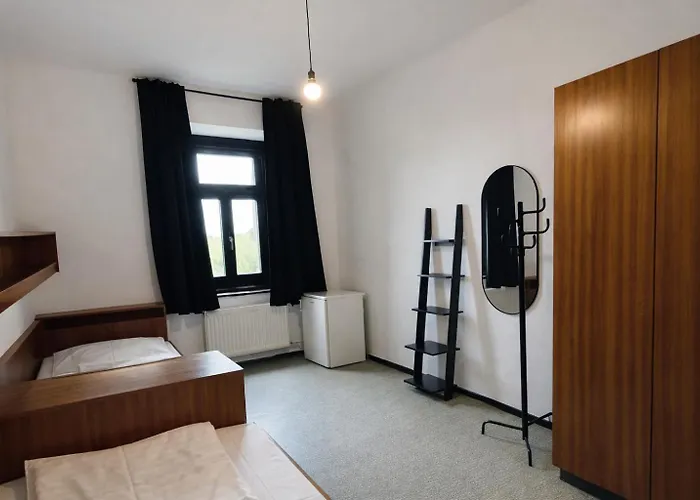 Numbr25 - Self Service & Budget