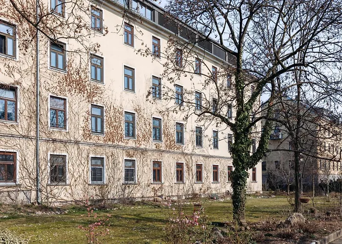 Numbr25 - Self Service & Budget موتيل *